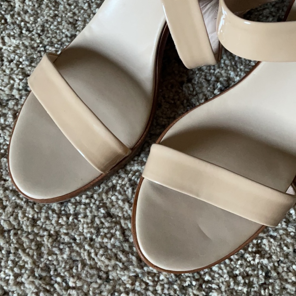 Kate Spade Tan Patton Heels - Picture 3 of 7